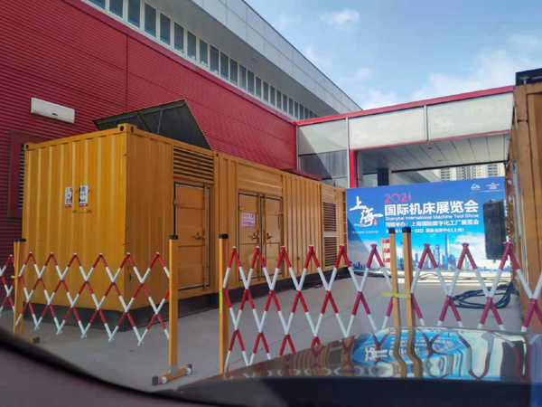 宾县发电车出租-发电机无电压或电压太低怎么办？