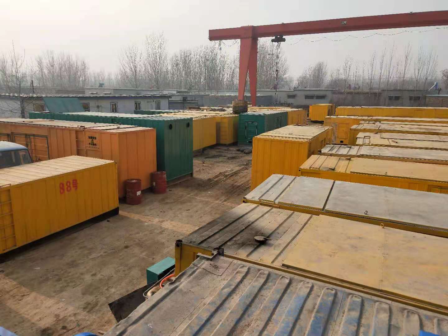 宾县租赁发电机-灰尘、风沙对柴油发电机组造成哪些不良影响？