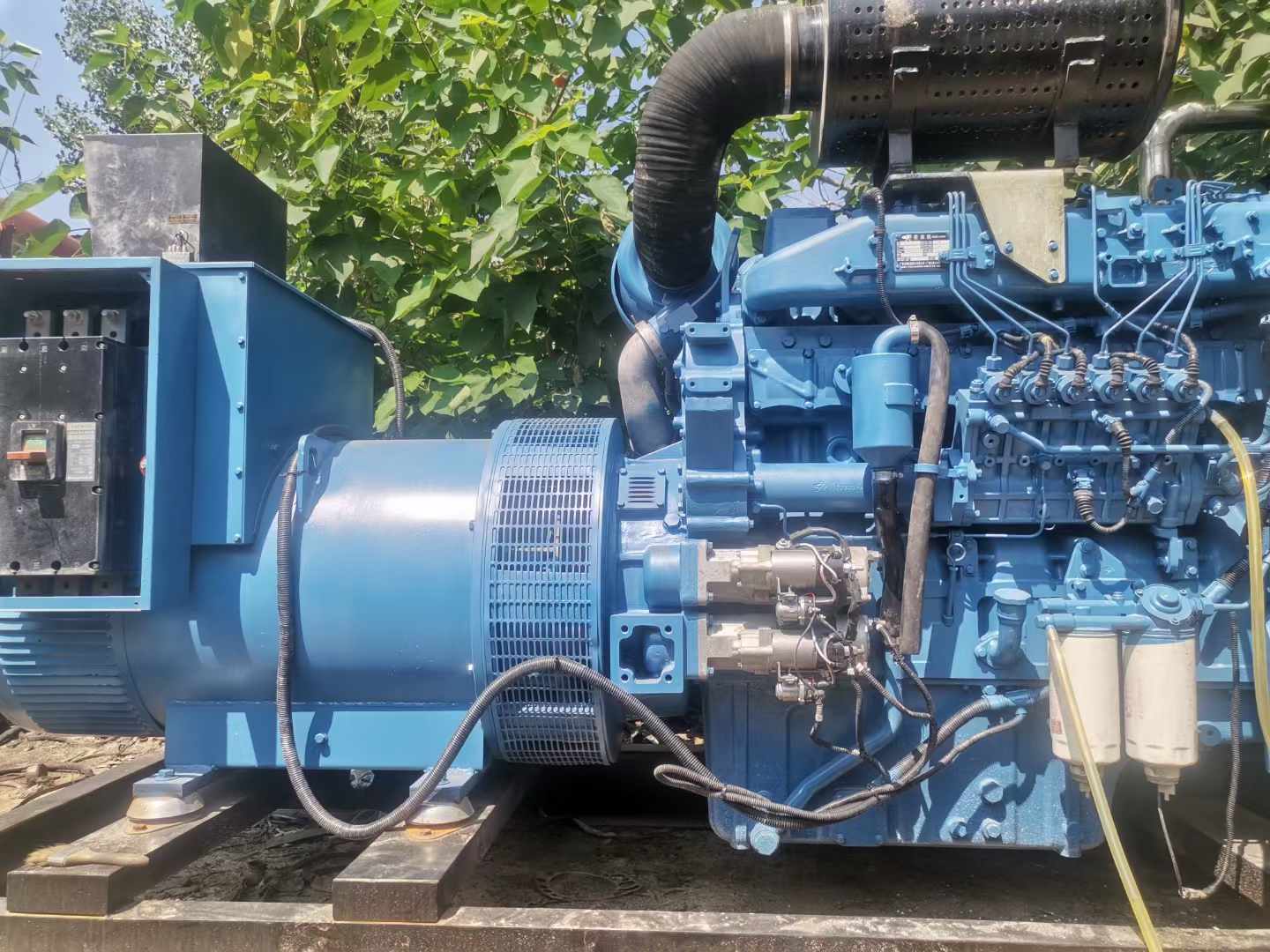 宾县详细说明降低 800kW 柴油发电机输出电流波动的方法
