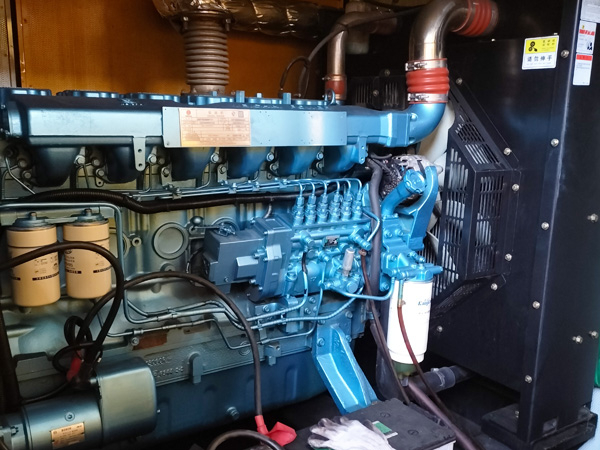 宾县磷酸铁锂蓄电池的使用寿命与哪些因素有关？